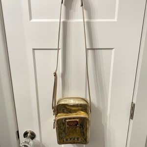 Cross body purse